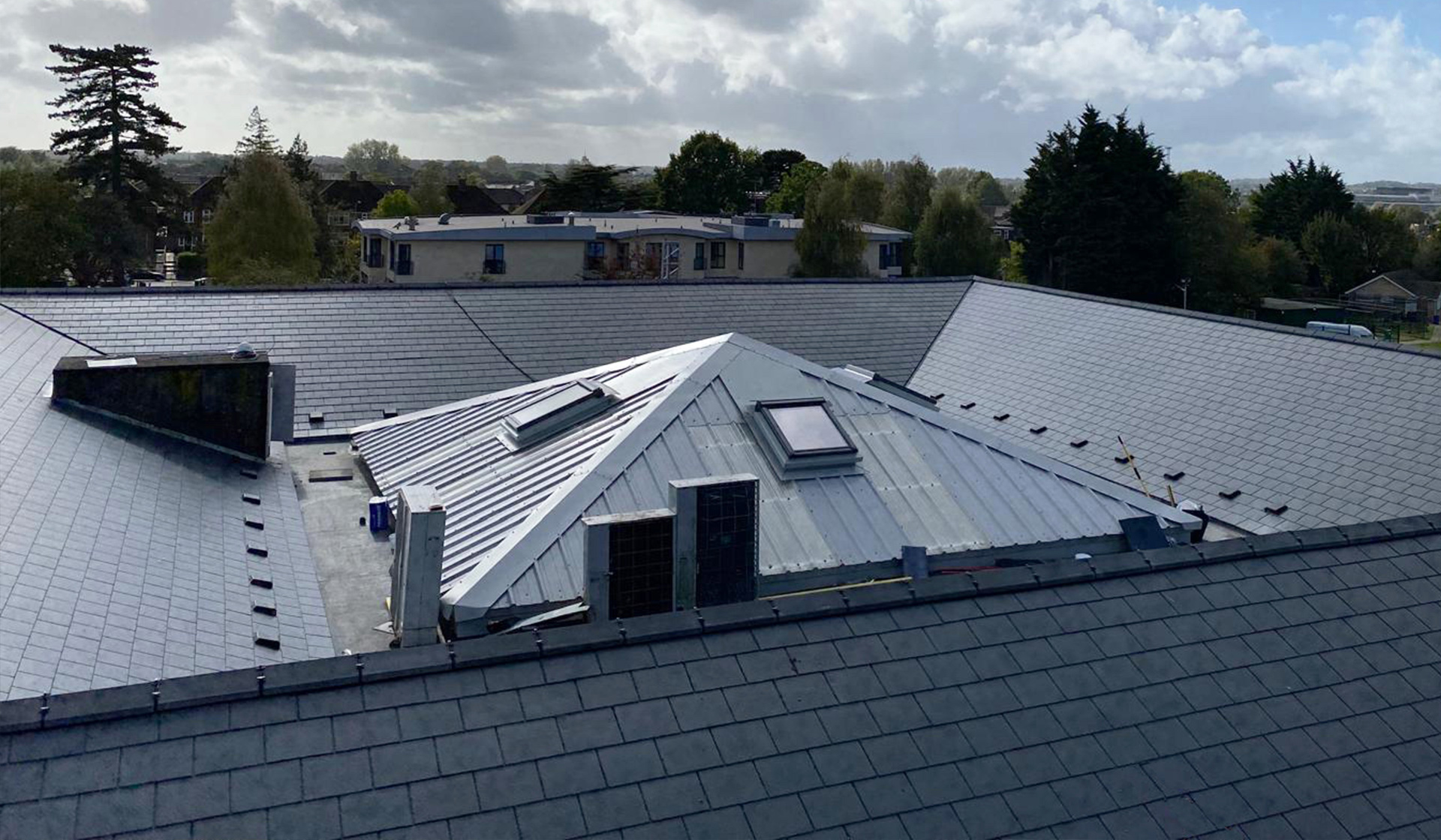 Norton-Knatchbull-Roof-Header